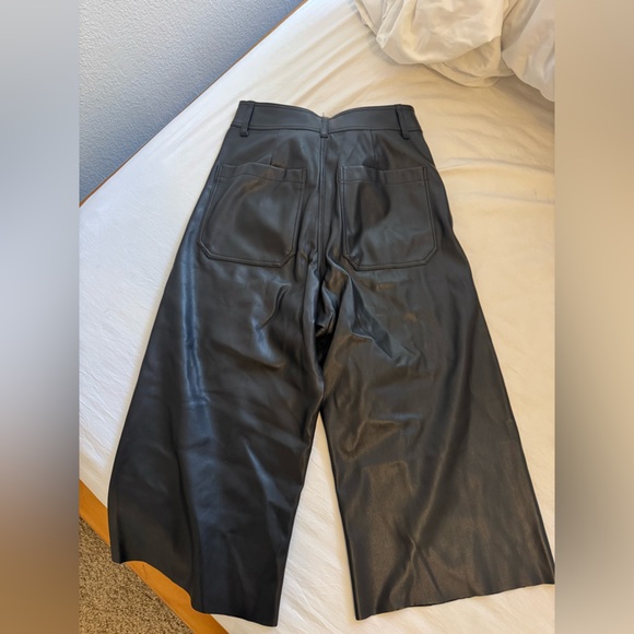 Black Wide-Leg Leather Pants/Shorts - Picture 2 of 4